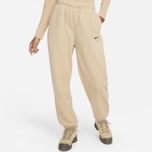 Nike Sportswear Essentials Women’s Plush High-Rise Joggers in Beige